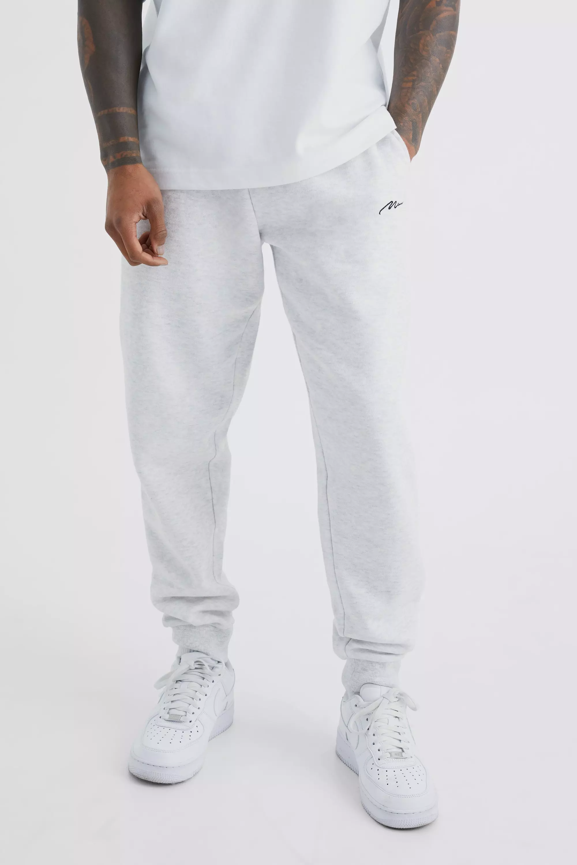 Man Signature Regular Fit Jogger boohooMAN AU